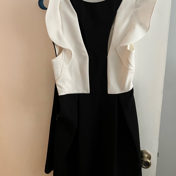 BCBGeneration Colorblock Dress - Picture 2 of 4